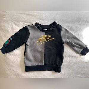 Pre-loved 💕 Nike Essential fleece crew neck sweatshirtrt & joggers set